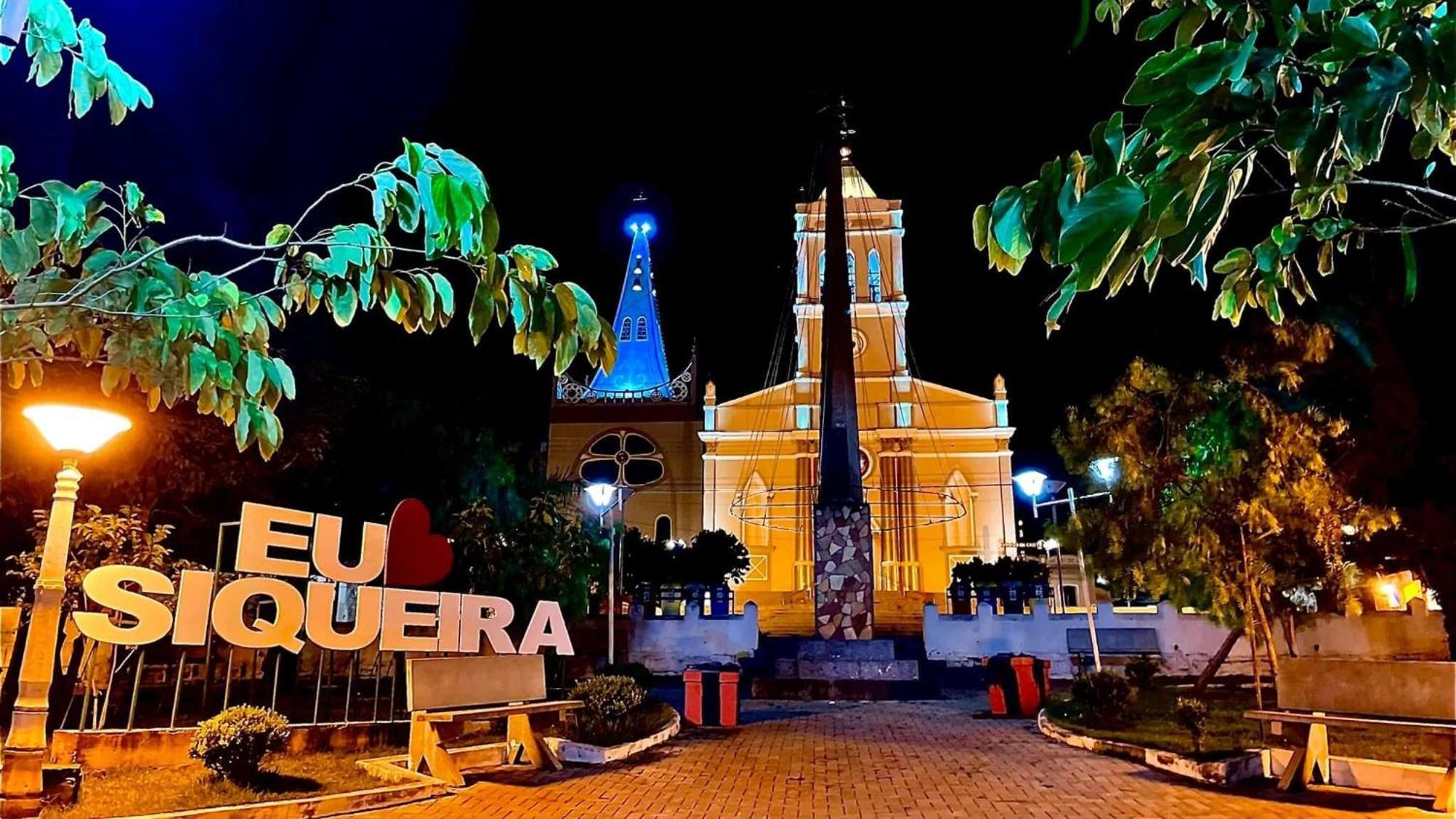 Queiroz Palace Hotel Siqueira Campos ภายนอก รูปภาพ