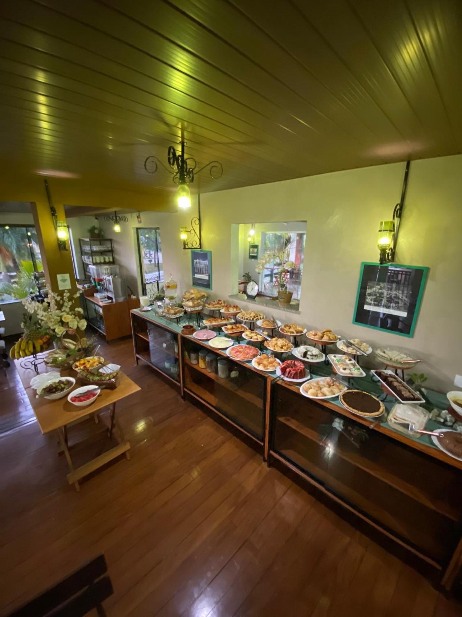 Queiroz Palace Hotel Siqueira Campos ภายนอก รูปภาพ