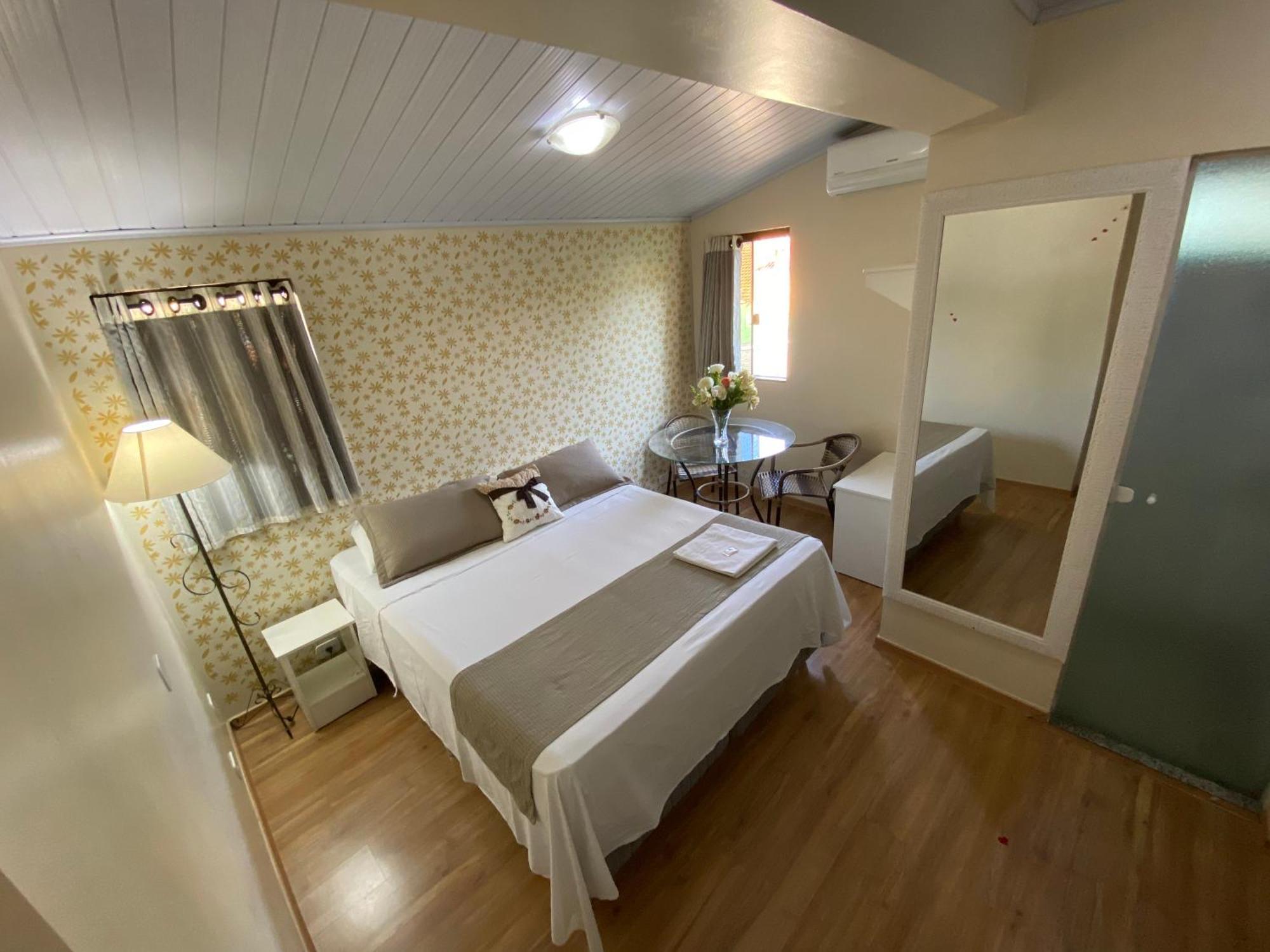 Queiroz Palace Hotel Siqueira Campos ภายนอก รูปภาพ