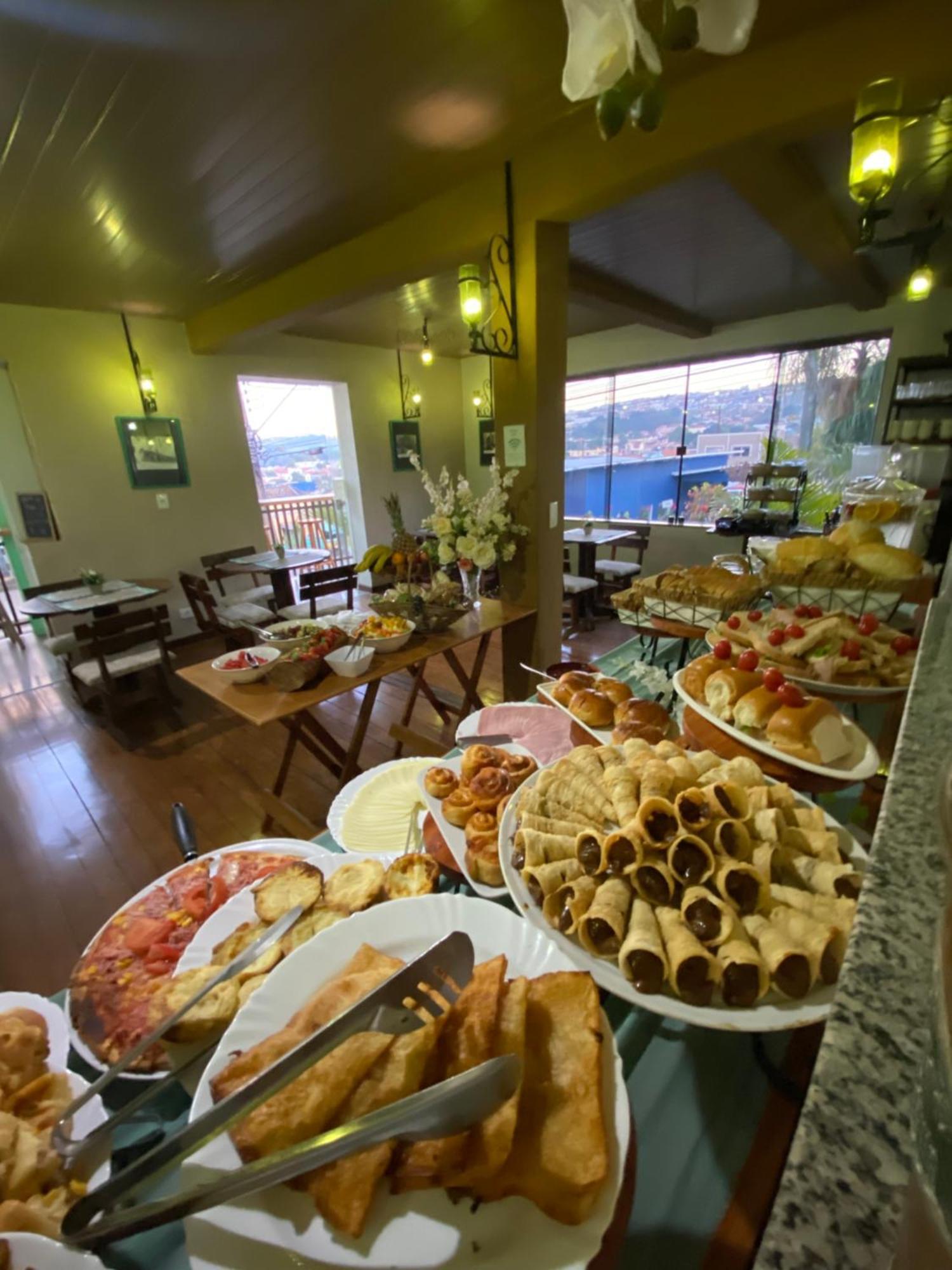 Queiroz Palace Hotel Siqueira Campos ภายนอก รูปภาพ